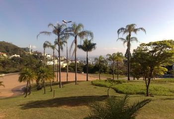 Área verde da Praça do Papa de Belo Horizonte - MG. 