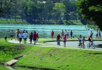 Orla da Lagoa da Pampulha em Belo Horizonte - MG.