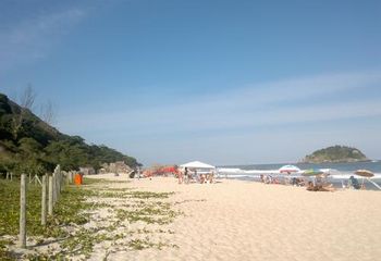 Canto esquerdo da Praia do Grumari na Zona Oeste do Rio de Janeiro - RJ.
Canto esquerdo da Praia do Grumari na Zona Oeste do Rio de Janeiro - RJ.