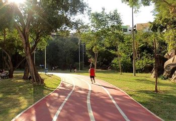Pista de corrida do Parque Urbano do Cocal em Vila Velha - ES.