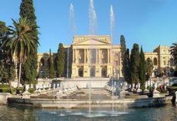Detalhe da fonte do Parque da Independência em São Paulo - SP. 