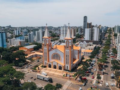 Centro de Chapecó, altamente verticalizado e com muitos prédios, característicos de Chapecó - SC.