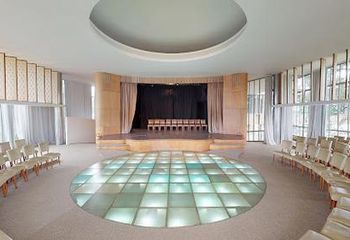 Anfiteatro do Museu de Arte da Pampulha - MG. 