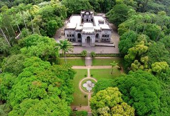 Vista aérea do Parque Lage no Rio de Janeiro - RJ.