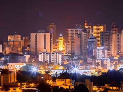 Vista da cidade de Divinópolis - MG, conhecida como Cidade Divina ou Princesinha do Oeste.