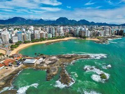 Guarapari - ES possui mais de 30 praias em sua costa