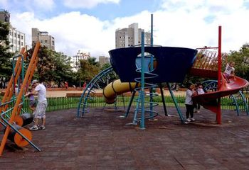 Playground infantil do Parque JK de Belo Horizonte - MG.
