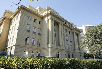 Centro Cultural Banco do Brasil está localizado na Praça da Liberdade em Belo Horizonte - MG. 