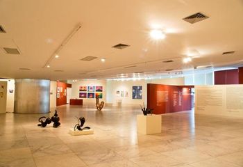 Interior da Galeria Marta Traba no Memorial da América Latina - SP. 