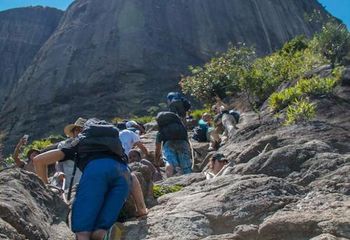 Trilha da Pedra da Gávea - RJ.